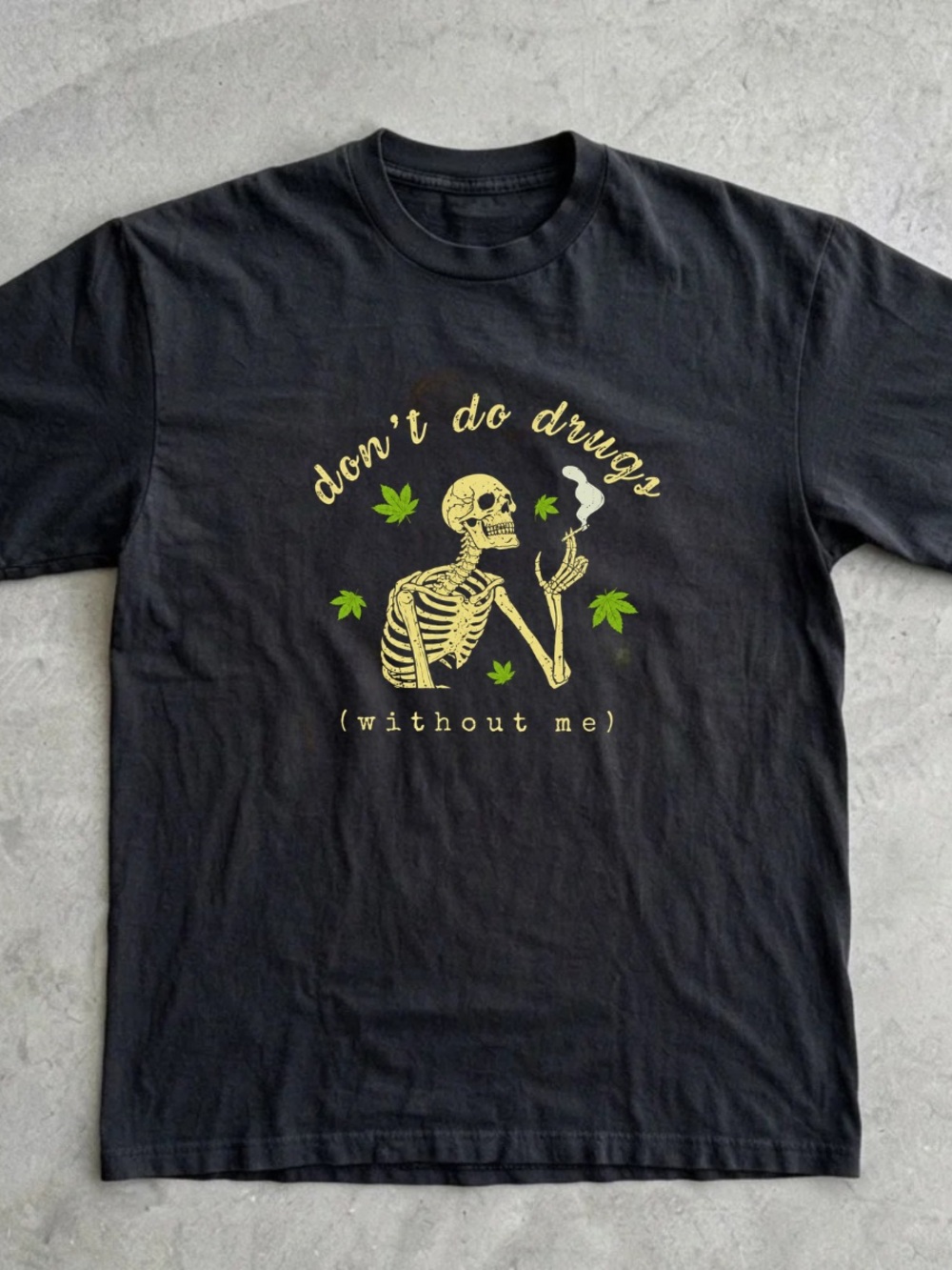 Vintage Gildan Black Graphic Skeleton Tee Size M Black